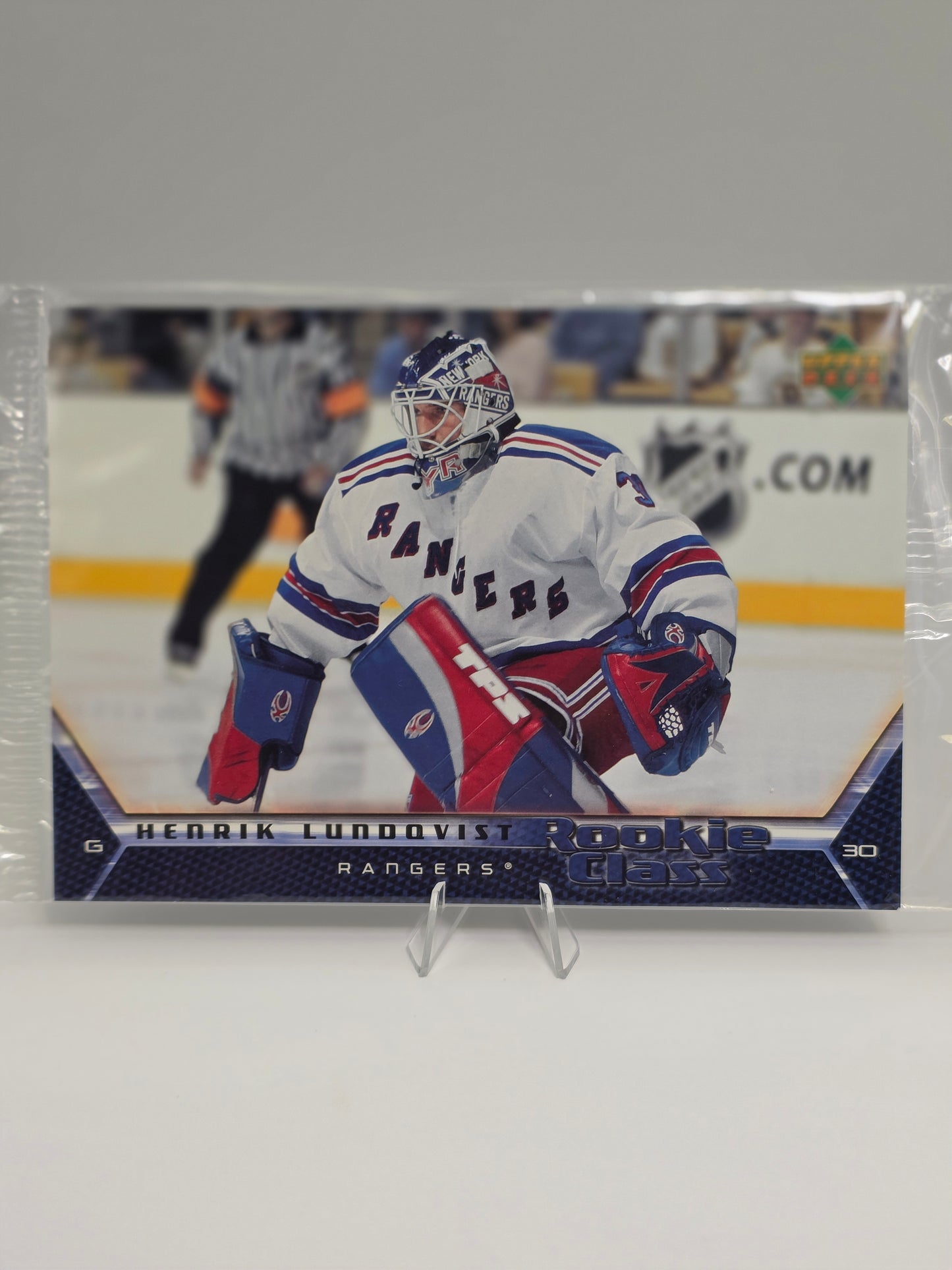 2005β06 Upper Deck Rookie Class Commemorative β Oversized (Still in Wrapper) β Henrik Lundqvist (CC-3)