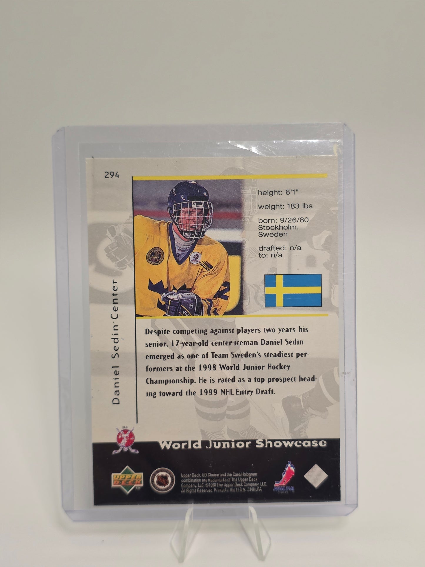 98 Upper Deck β World Junior Tournament #294 β Daniel Sedin (Team Sweden)